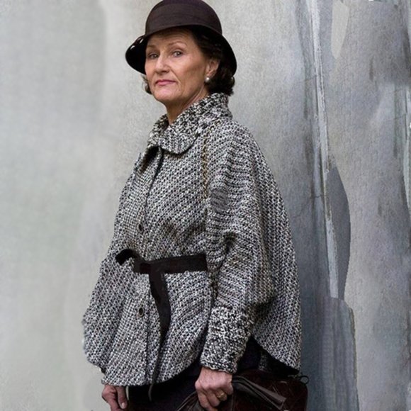 RENA LANGE Wool Bouclé Poncho/Cape with Knit Detail & Suede Belt - Picture 12 of 12